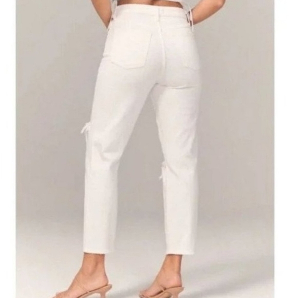 Abercrombie and Fitch The Mom High Rise Jeans Curve love - Picture 2 of 10